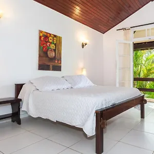 Inn Afrika, Armacao dos Buzios
